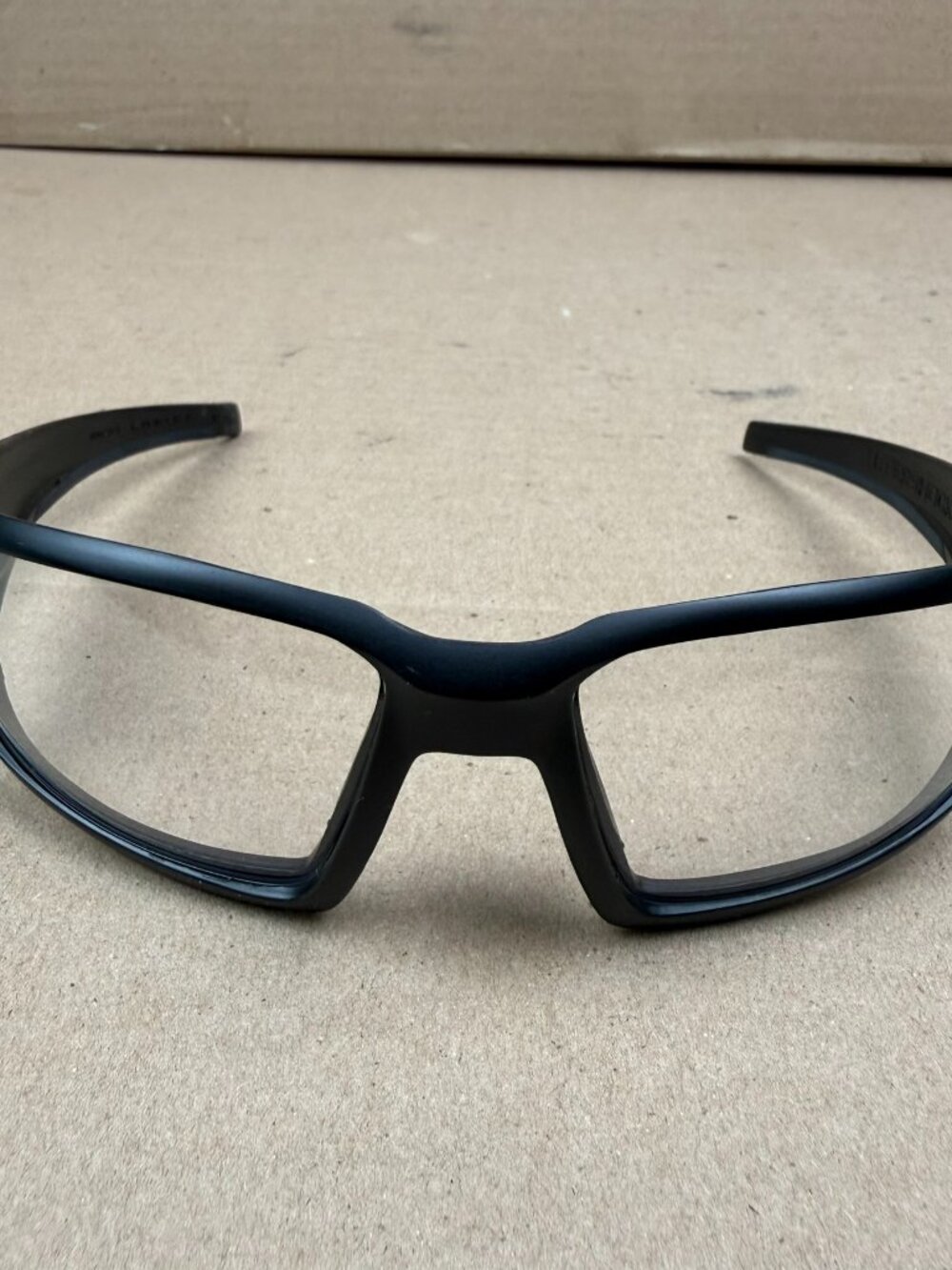 Men's Uvex Hypershock Safety Glasses Black Frame Clear Lens NWT